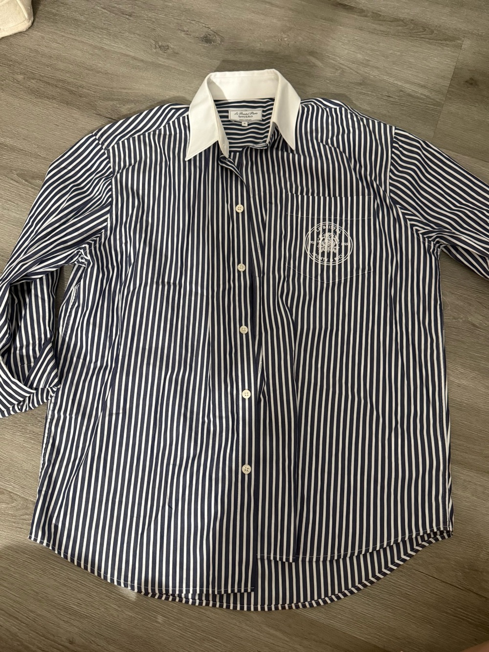 Sporty & rich button up